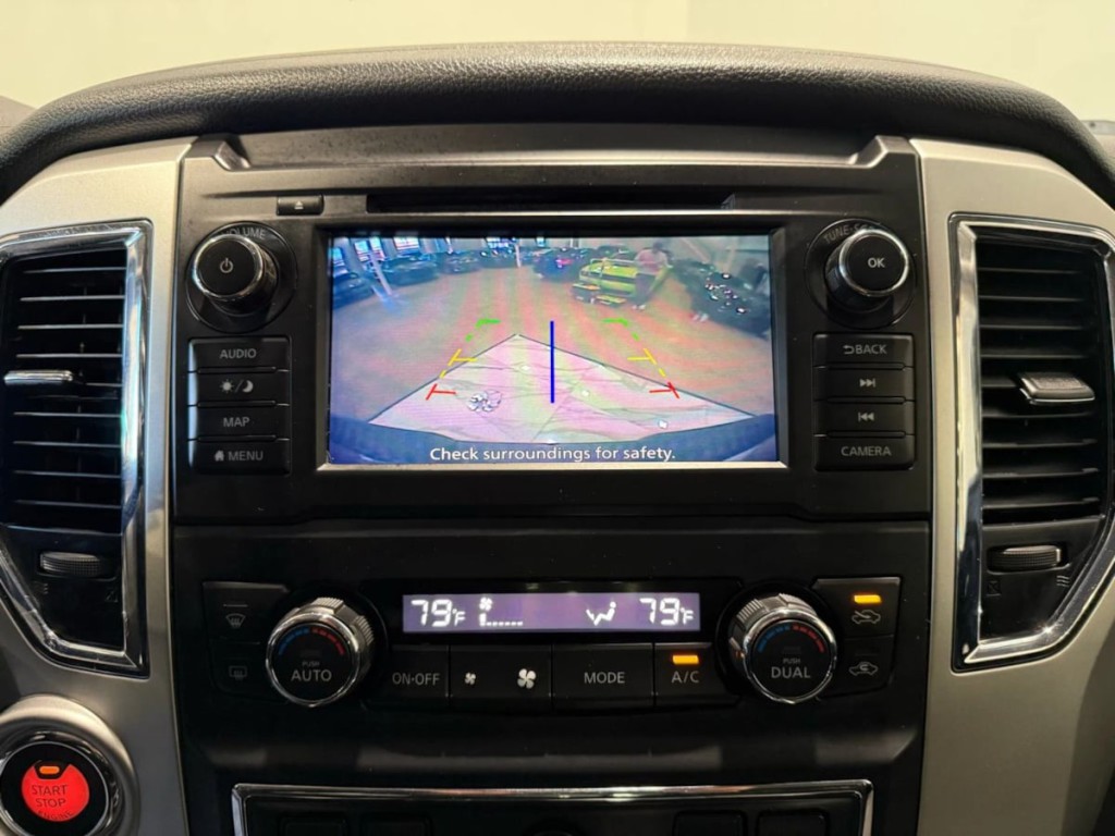 2019 Nissan Titan Image 21