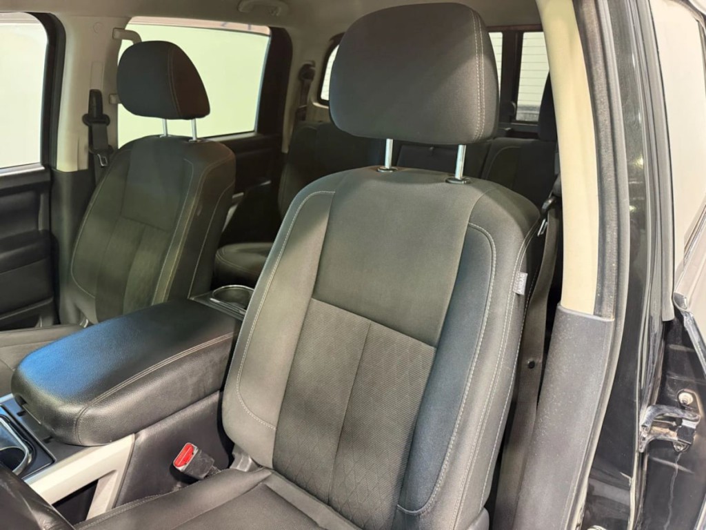 2019 Nissan Titan Image 22