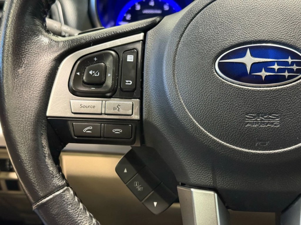 2016 Subaru Legacy Image 14