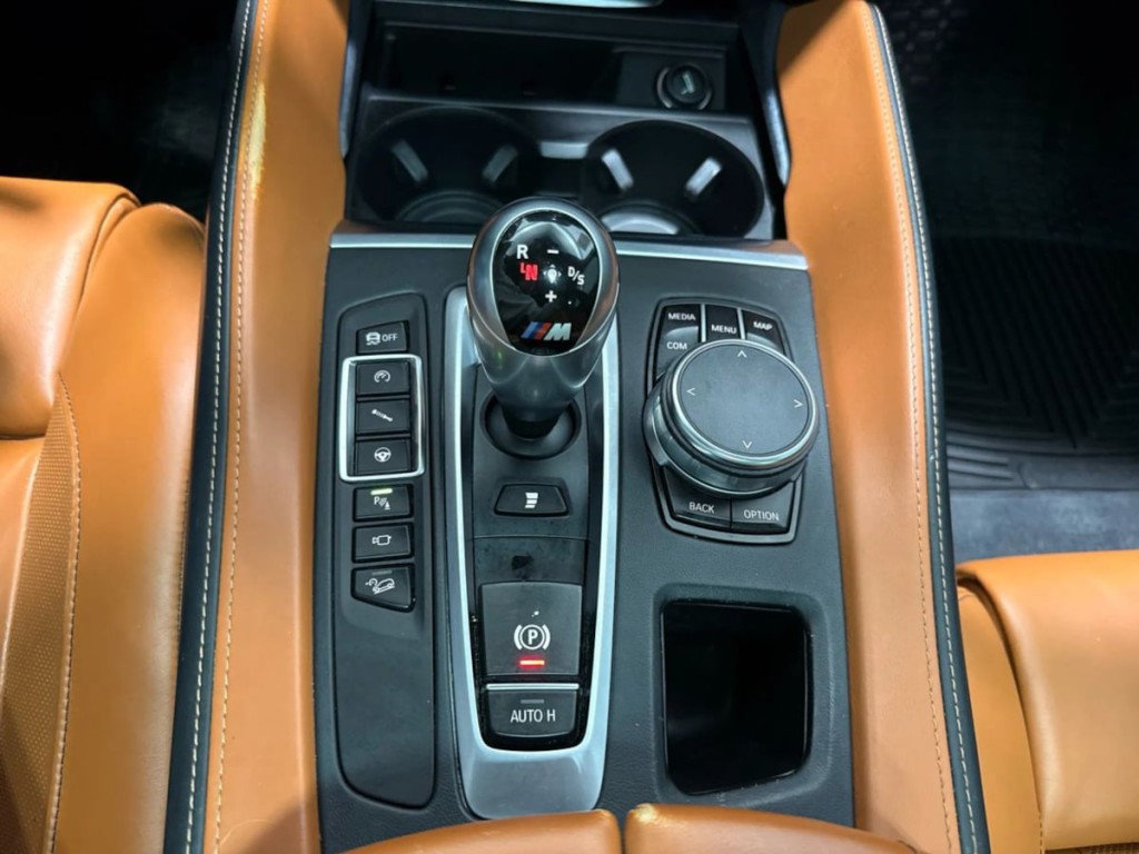 2019 BMW X6 Image 21