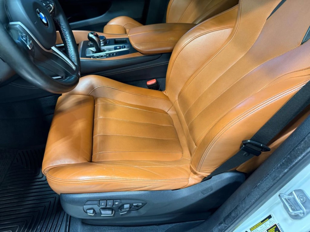 2019 BMW X6 Image 23