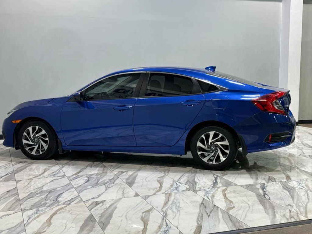 2018 Honda Civic Image 9