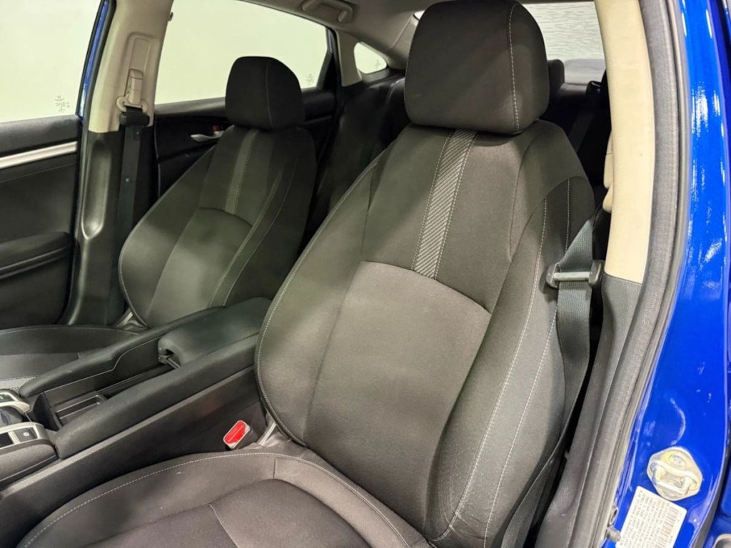 2018 Honda Civic Image 21