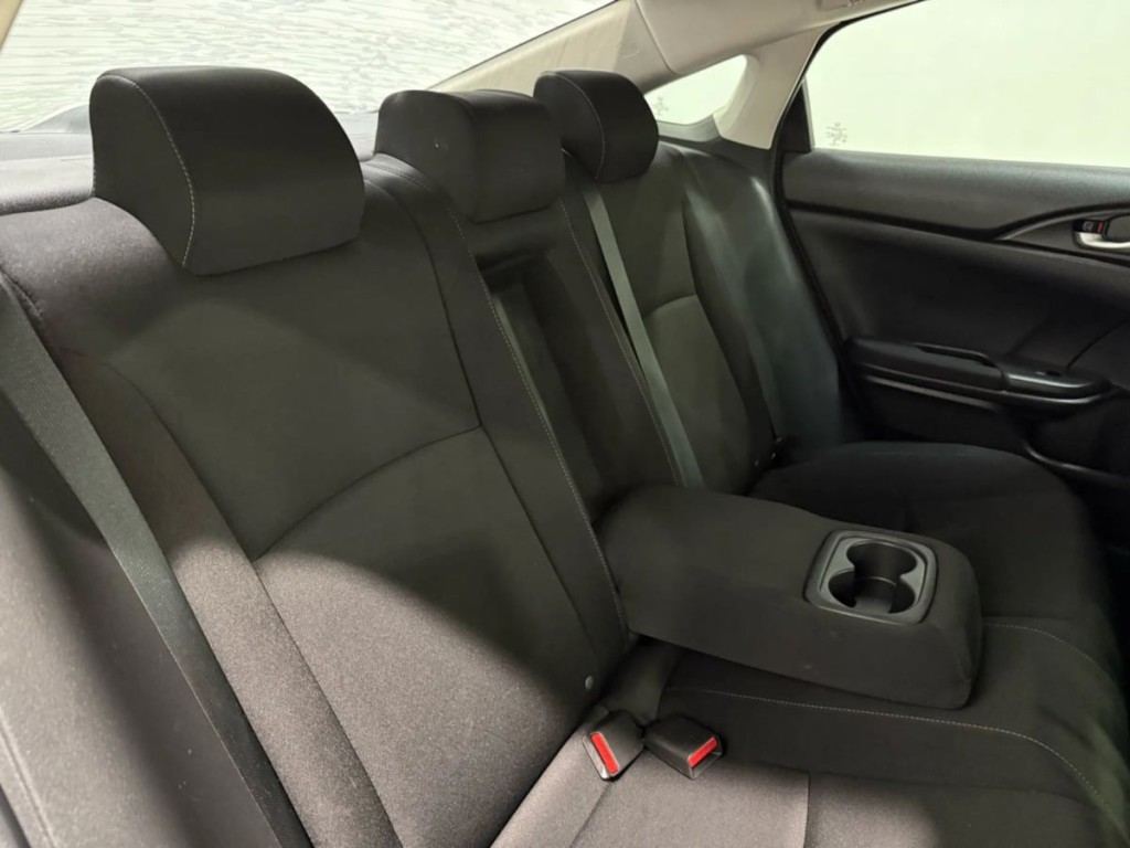 2018 Honda Civic Image 28