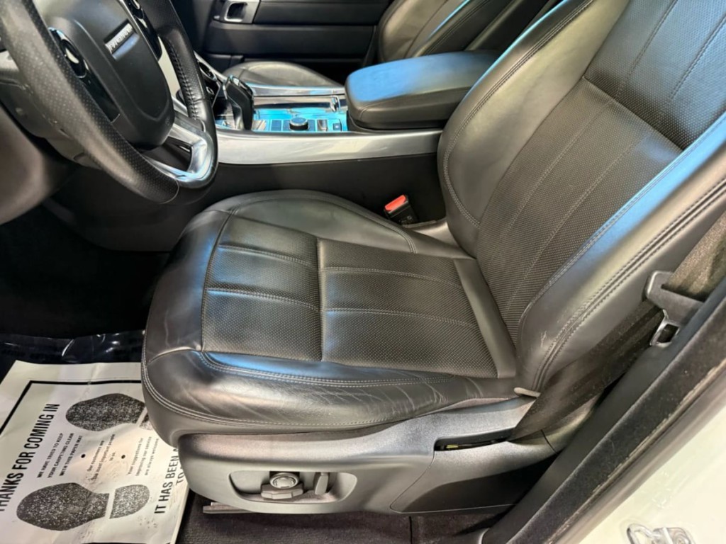 2020 Land Rover Range Rover Sport Image 25