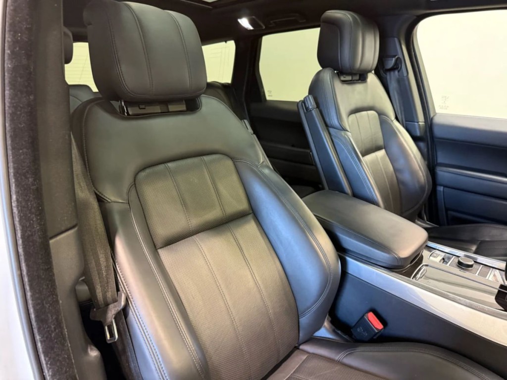 2020 Land Rover Range Rover Sport Image 28