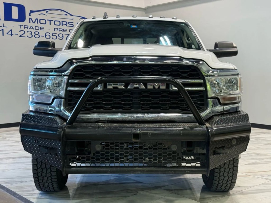 2020 RAM 3500 Image 3