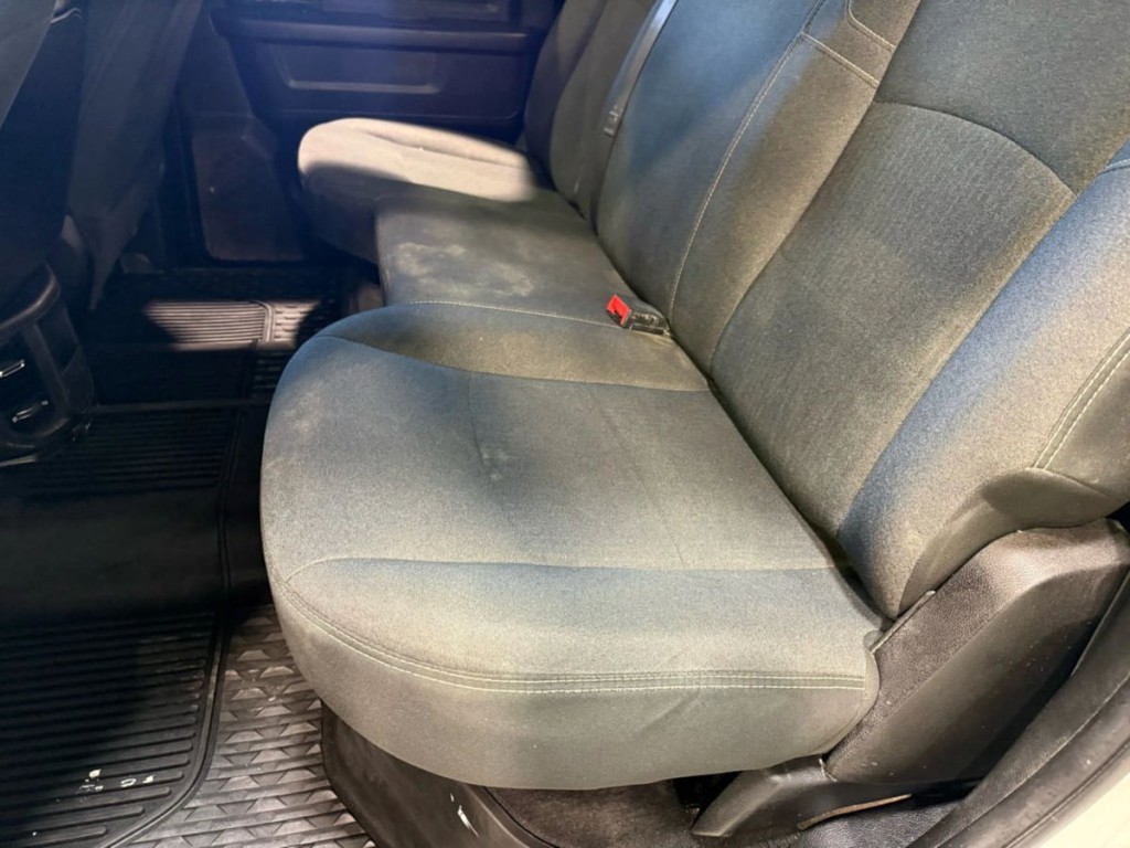 2020 RAM 3500 Image 25