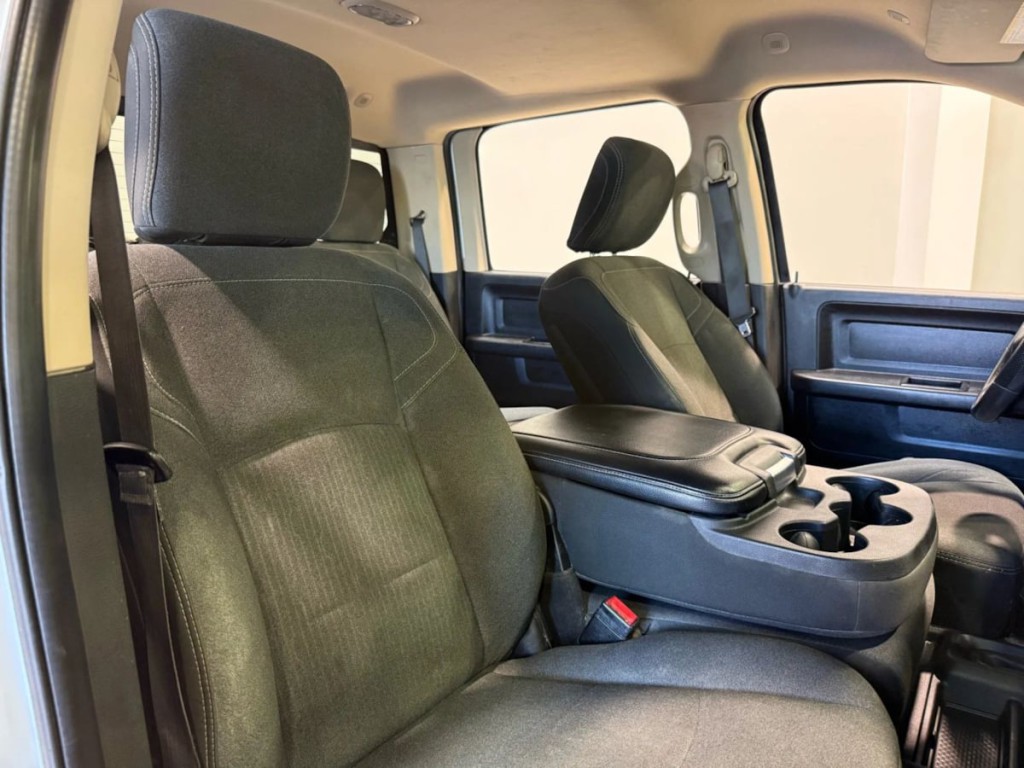 2020 RAM 3500 Image 26