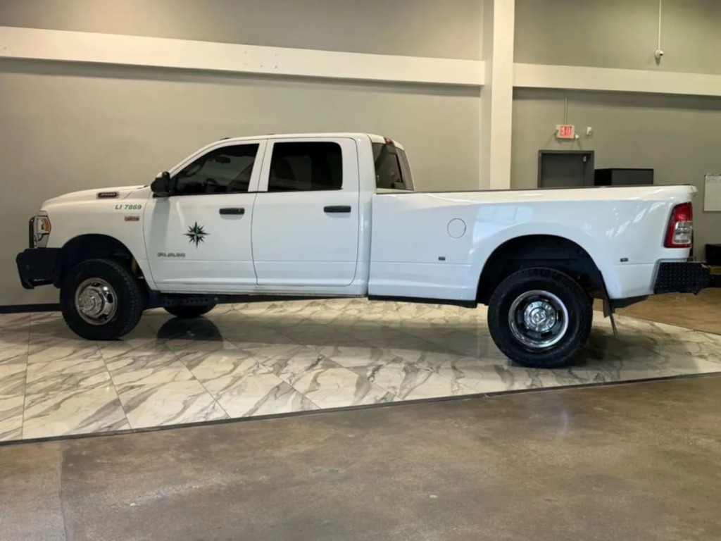 2020 RAM 3500 Image 9