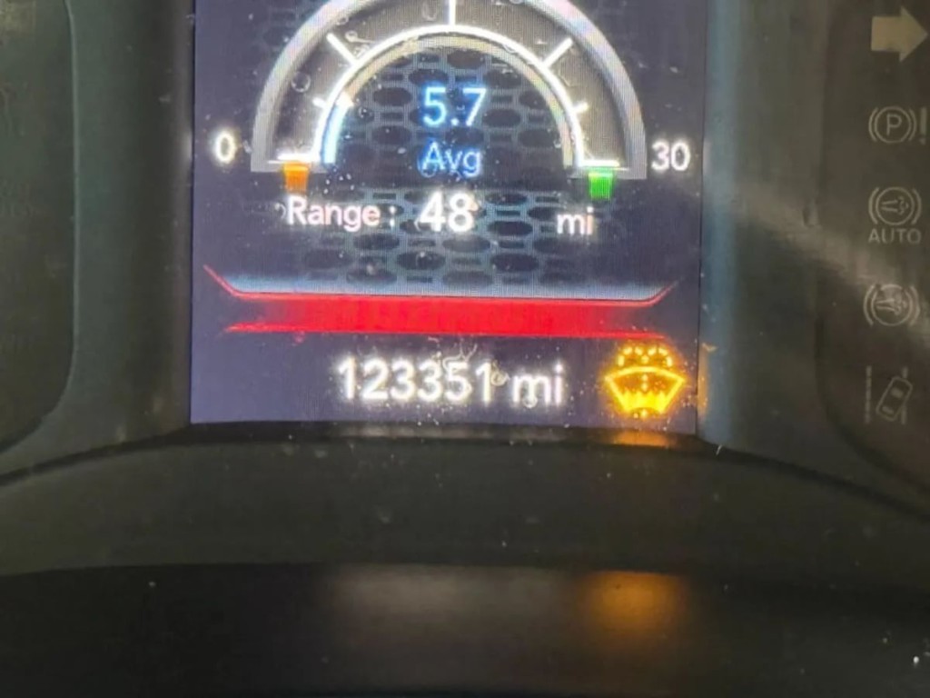 2020 RAM 3500 Image 19