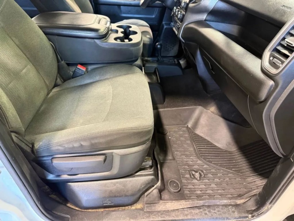 2020 RAM 3500 Image 26