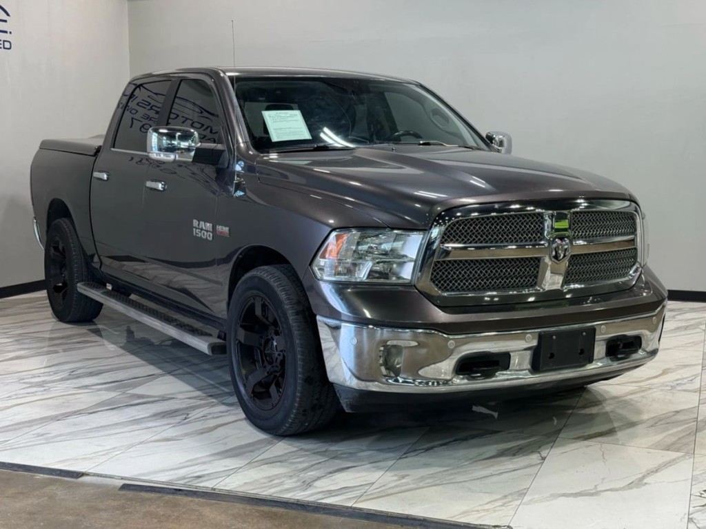 2017 RAM 1500 Image 4