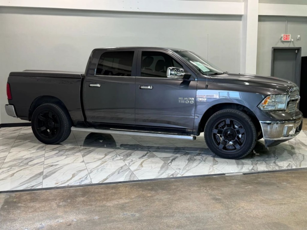 2017 RAM 1500 Image 5