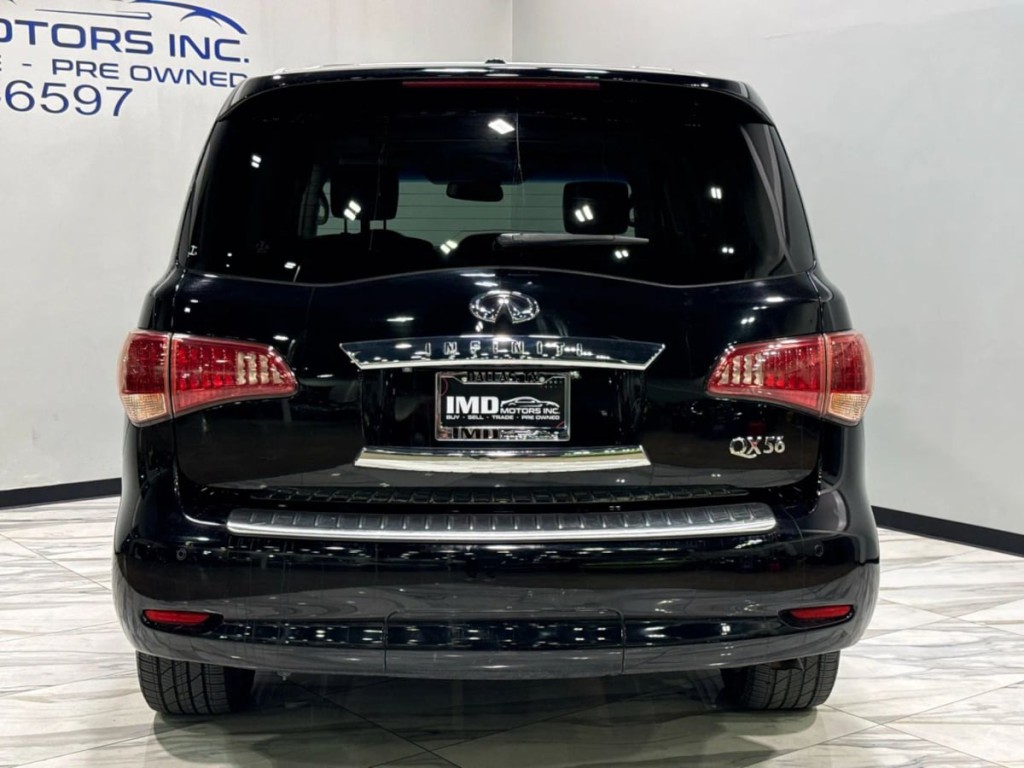 2012 INFINITI QX56 Image 7