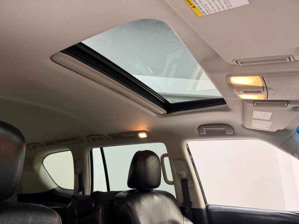 2016 INFINITI QX80 Image 31