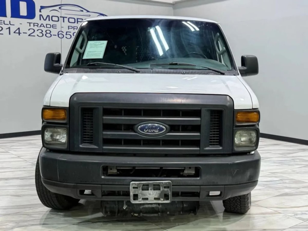 2008 Ford Econoline Image 3