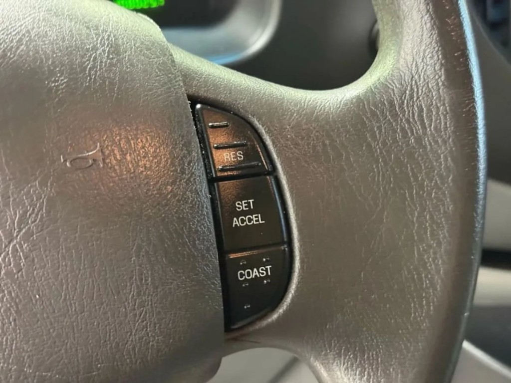 2008 Ford Econoline Image 16