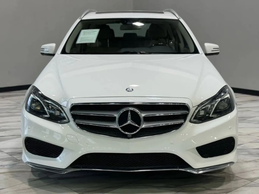 2014 Mercedes-Benz E-Class Image 3
