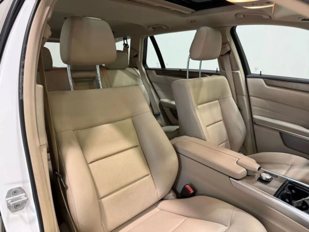 2014 Mercedes-Benz E-Class Image 27