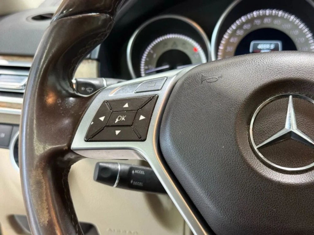 2014 Mercedes-Benz E-Class Image 16