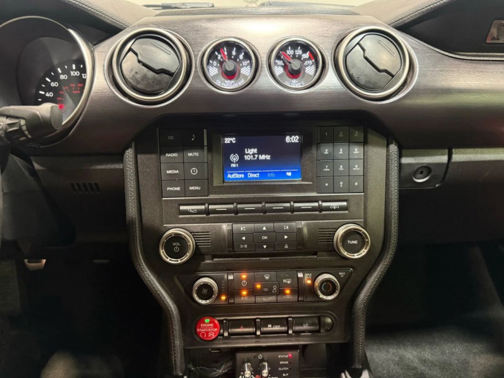 2016 Ford Mustang Image 18