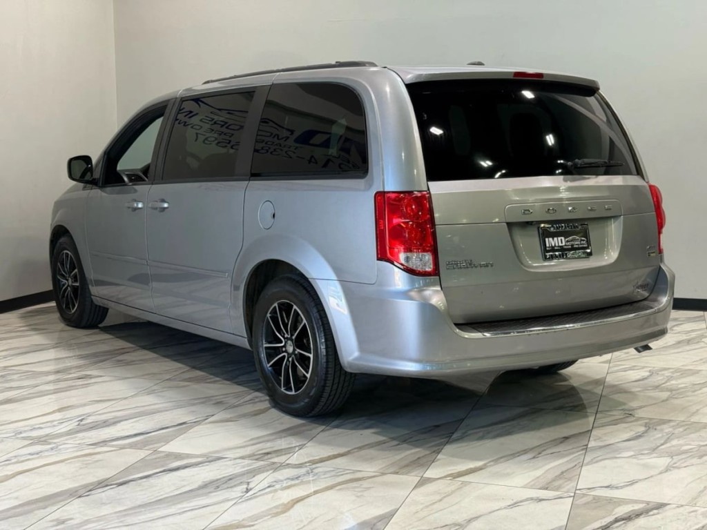 2017 Dodge Grand Caravan Image 8