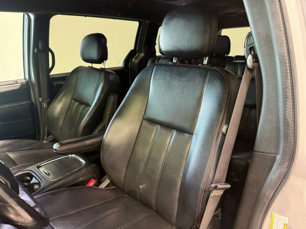 2017 Dodge Grand Caravan Image 21