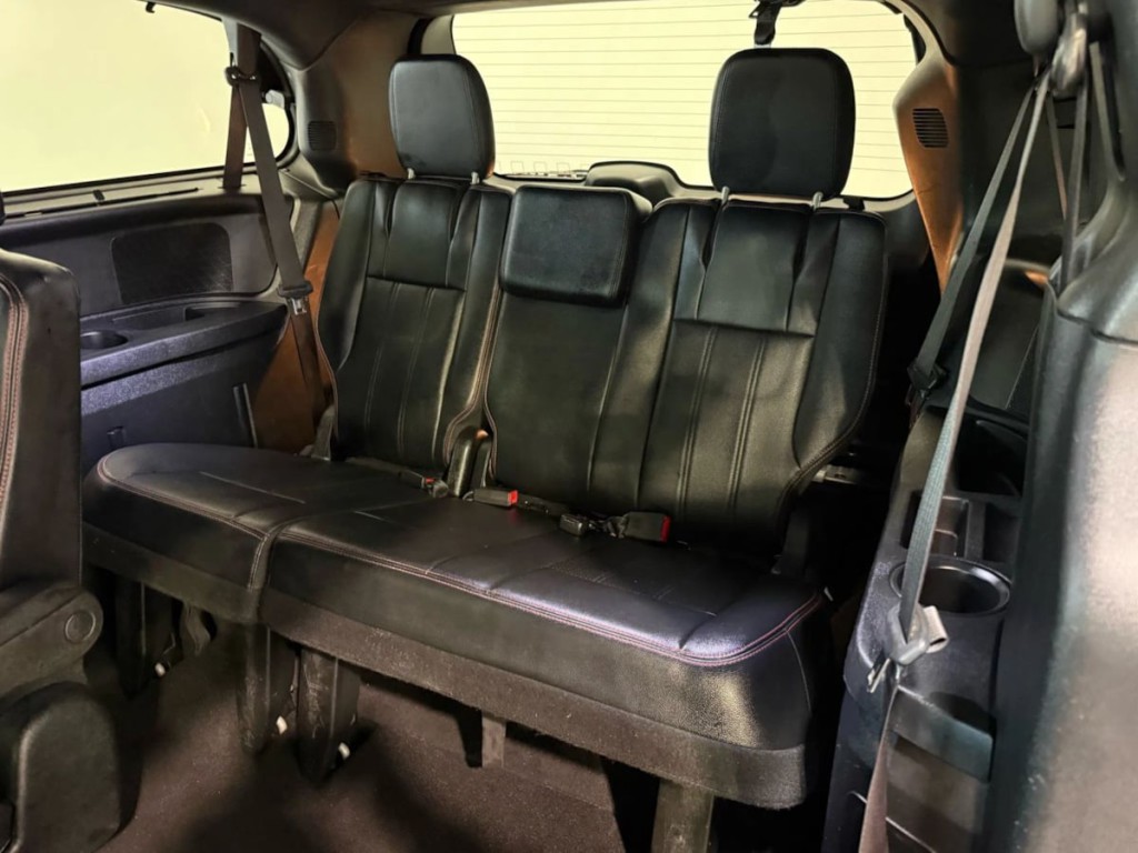 2017 Dodge Grand Caravan Image 25
