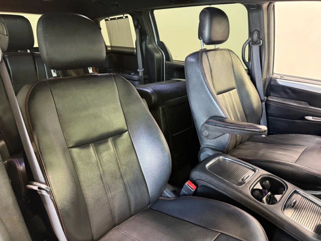 2017 Dodge Grand Caravan Image 27