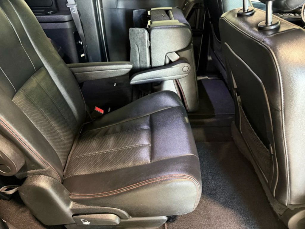 2017 Dodge Grand Caravan Image 30