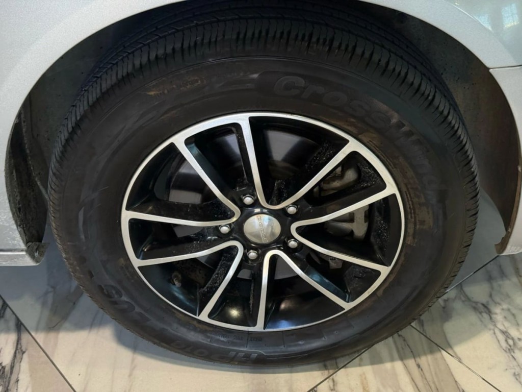 2017 Dodge Grand Caravan Image 32