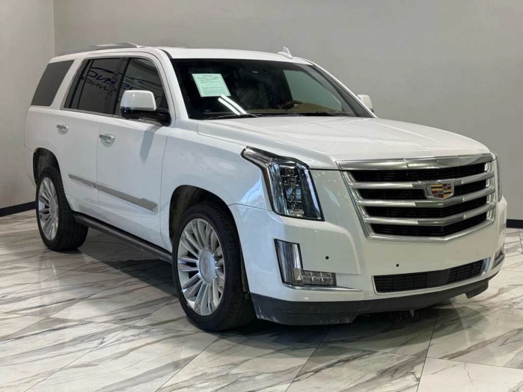 2017 Cadillac Escalade Image 4