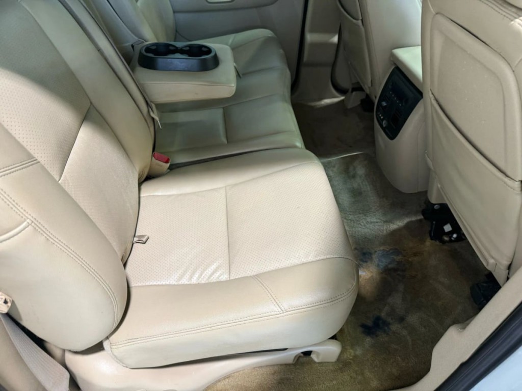 2011 Chevrolet Avalanche Image 27