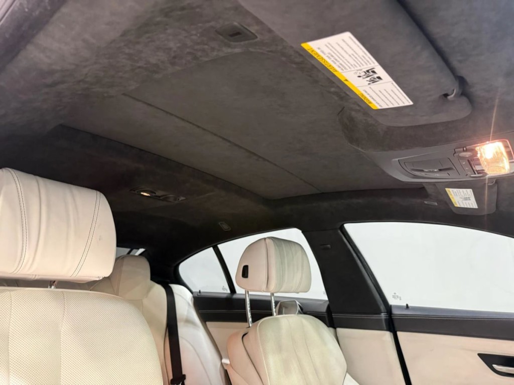 2016 BMW 6 Series Image 17