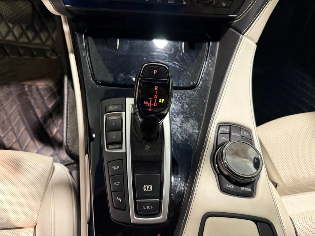 2016 BMW 6 Series Image 30