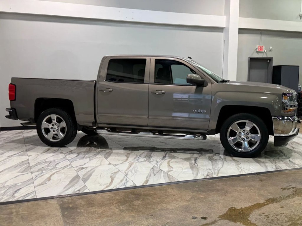 2017 Chevrolet Silverado 1500 Image 5