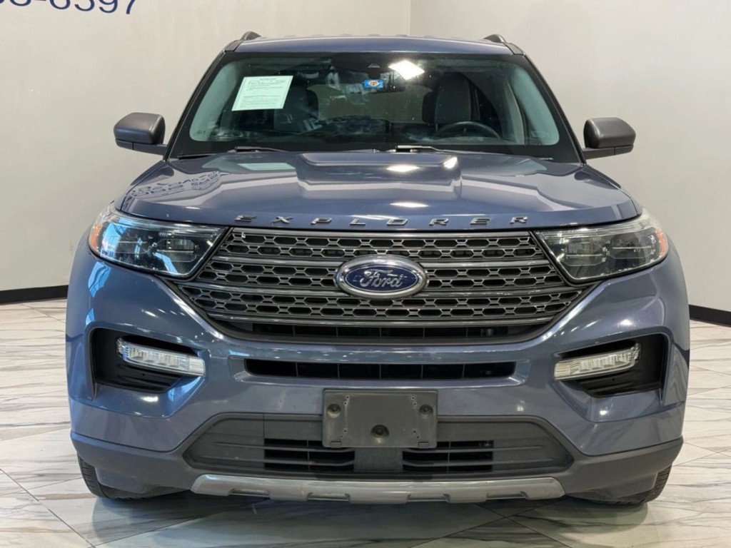 2021 Ford Explorer Image 3