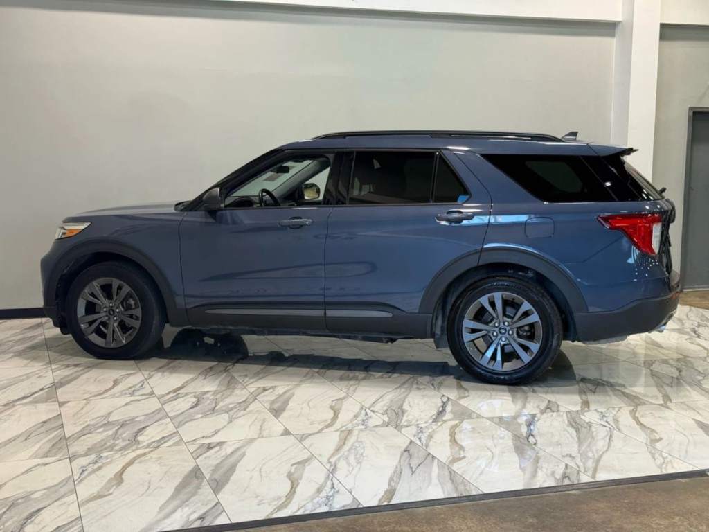 2021 Ford Explorer Image 9