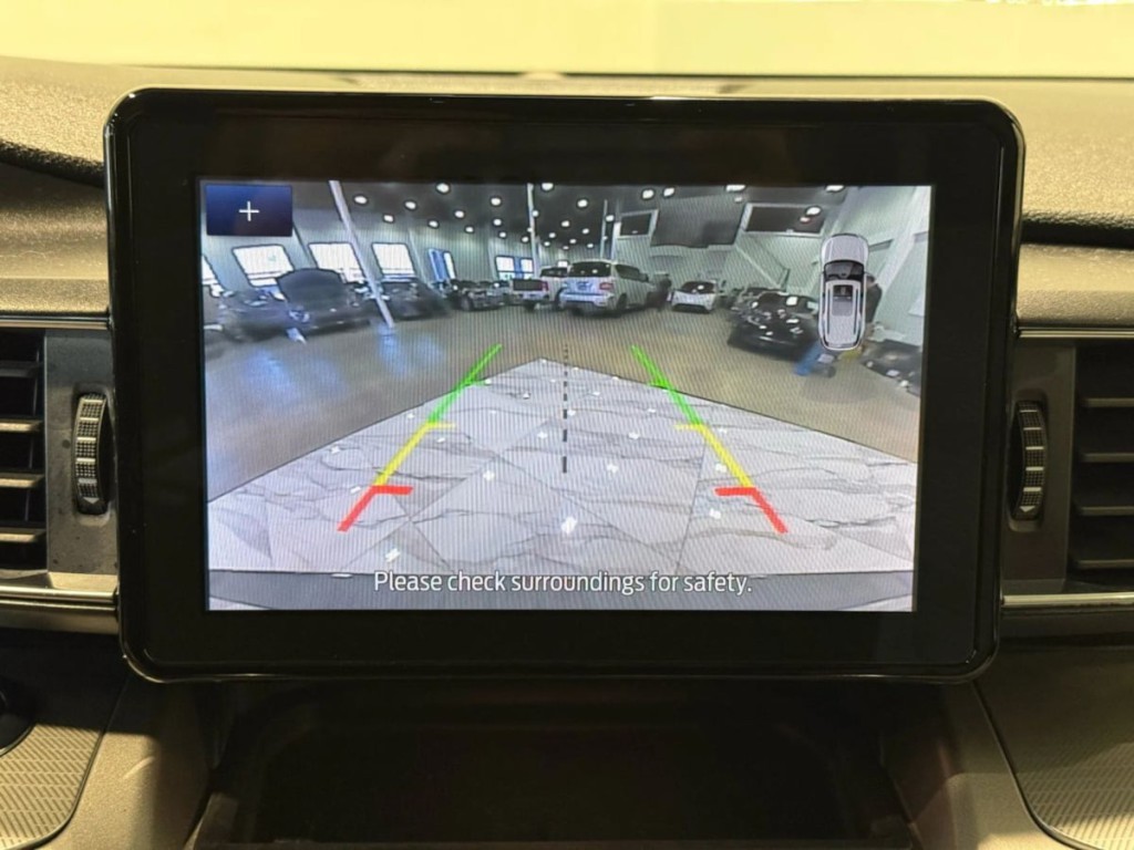 2021 Ford Explorer Image 20