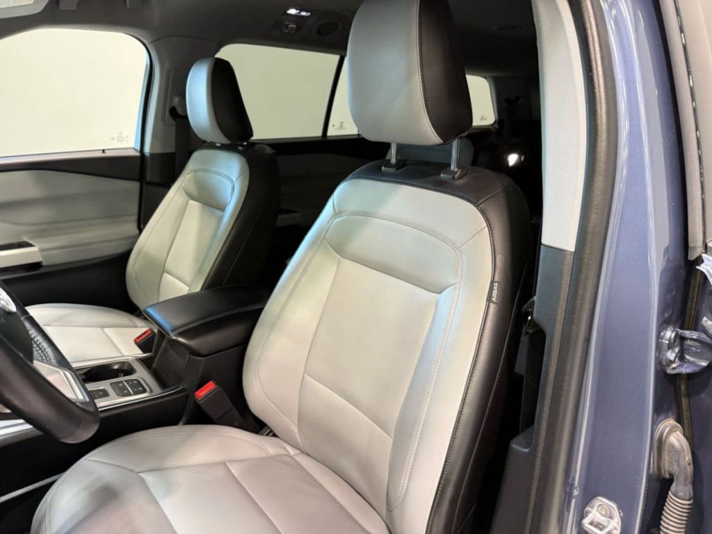 2021 Ford Explorer Image 22