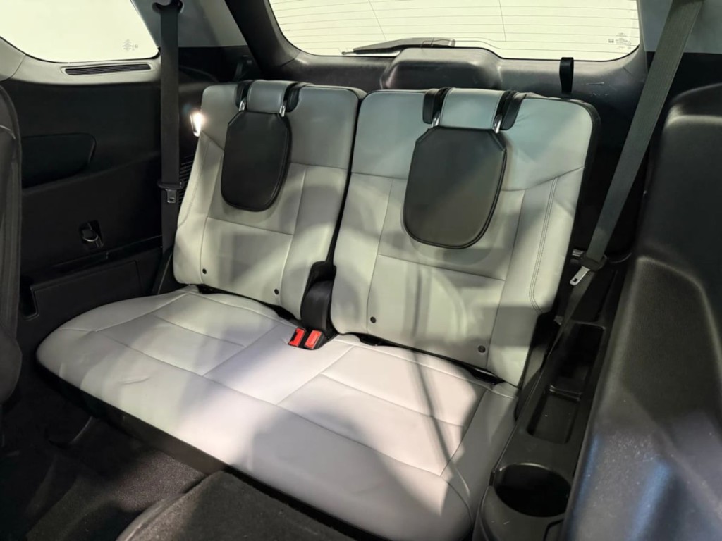 2021 Ford Explorer Image 26