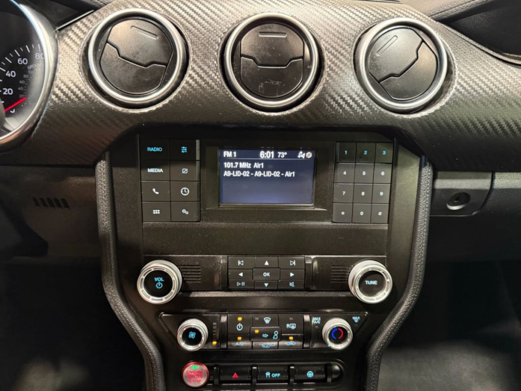 2022 Ford Mustang Image 19