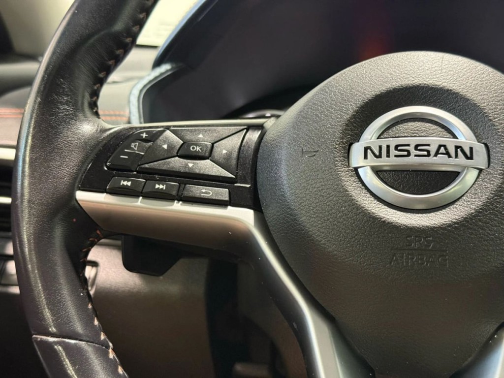 2021 Nissan Altima Image 14