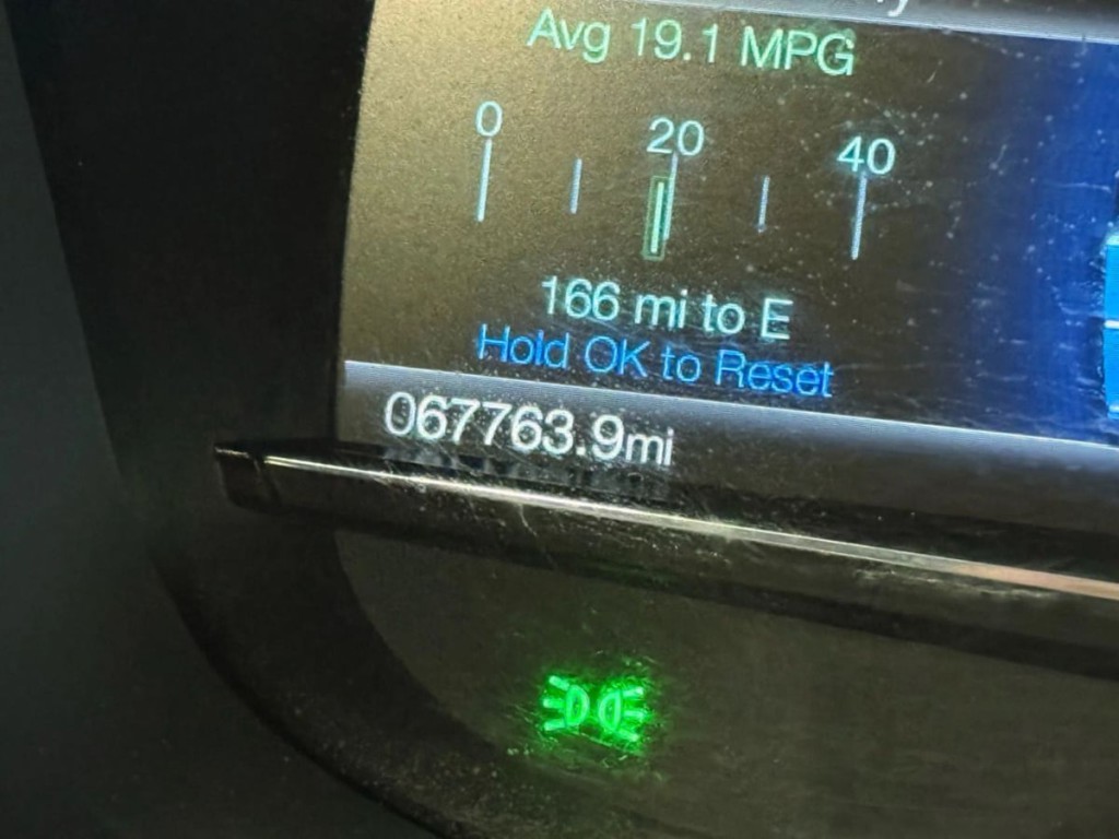 2018 Ford Explorer Image 18