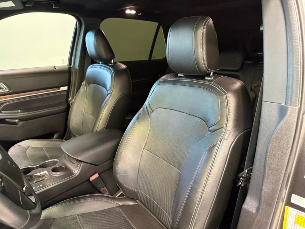2018 Ford Explorer Image 22