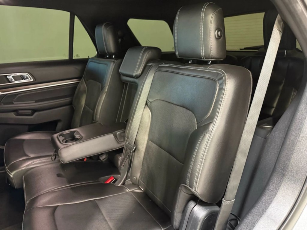 2018 Ford Explorer Image 24