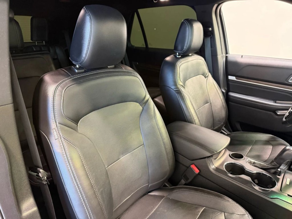 2018 Ford Explorer Image 27