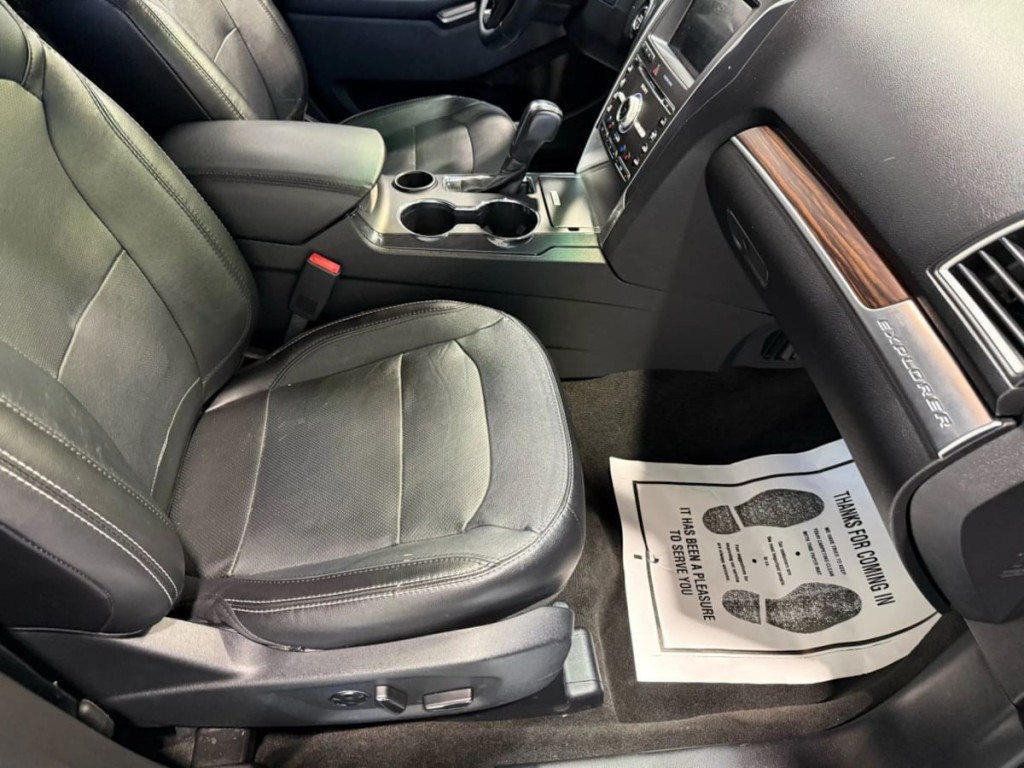 2018 Ford Explorer Image 28