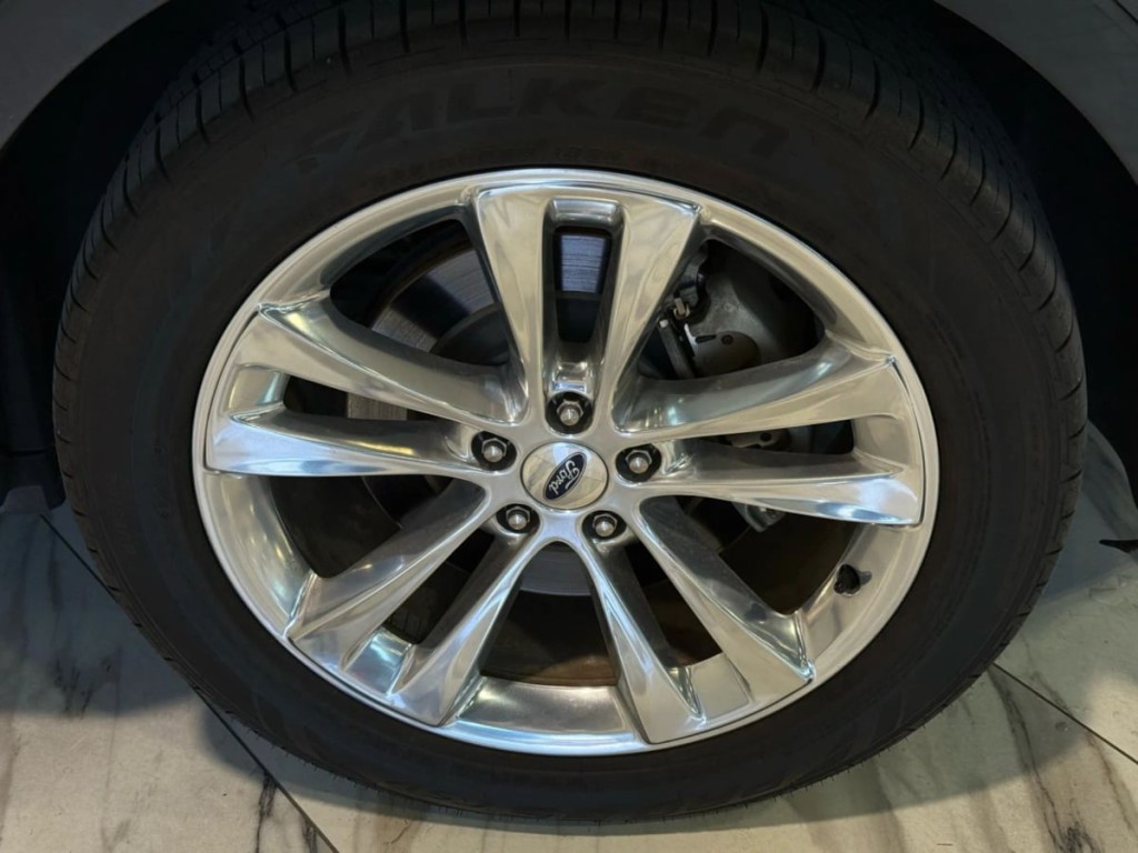 2018 Ford Explorer Image 32